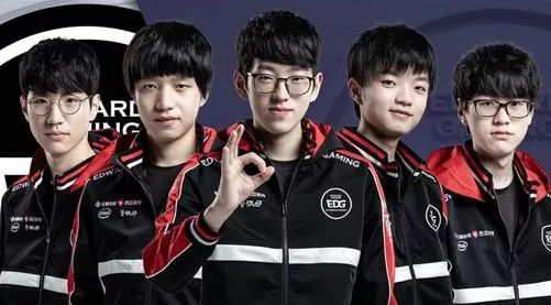 更是努力与 更是努力与