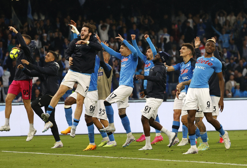 为什么棒球运动员喜欢咀嚼向日葵籽